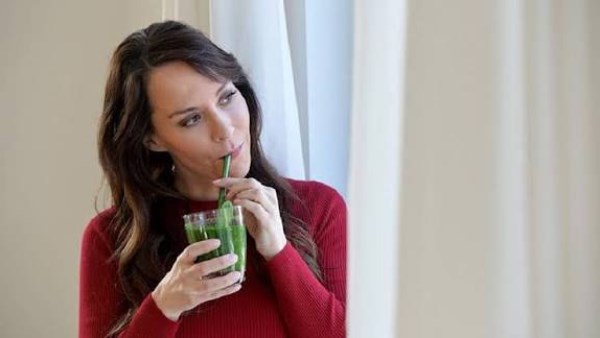 أطعمة صحية تحمي من شيخوخة الجلد