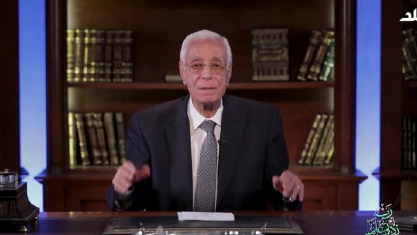 حسام موافي: إحدى الدول الآسيوية قررت إلغاء الموبايل.. فيديو حسام موافي: إحدى الدول الآسيوية قررت إلغاء الموبايل.. فيديو