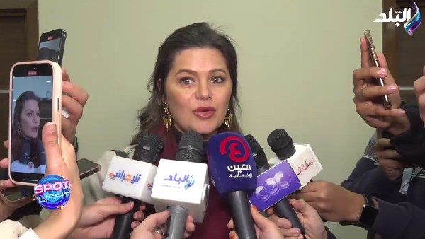 يسرا اللوزي