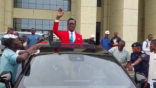 مشجع الكونغو الشهير 