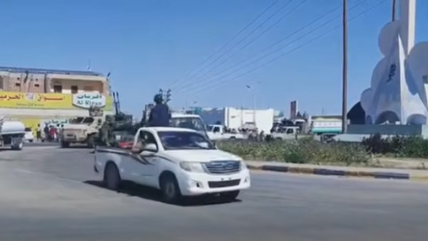 لحظة دخول قوات درع الوطن إلى مدينة المكلا