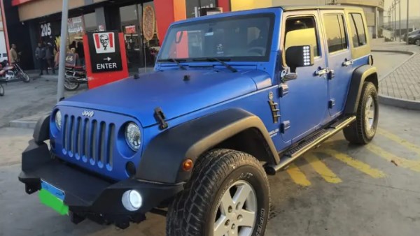 جيب رانجلر موديل 2010