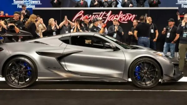 كورفيت ZR1X الفريدة تباع بسعر خيالي كورفيت ZR1X الفريدة تباع بسعر خيالي