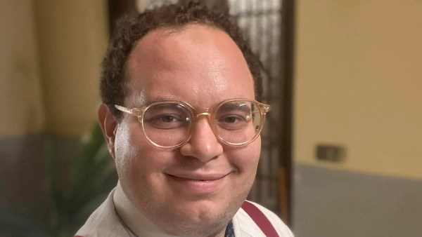 الفنان الشاب محمد الإمام