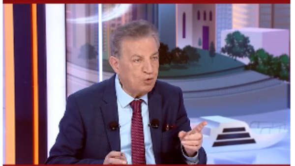 الشاعر اللبناني شوقي بزيع