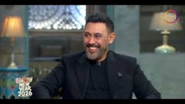 الفنان عمرو مصطفى