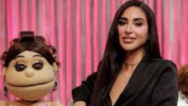 الفنانة أية سماحة