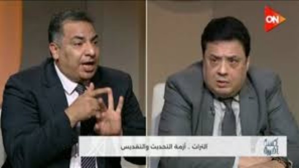 عادل عصمت، الكاتب والباحث في الشئون الإسلامية