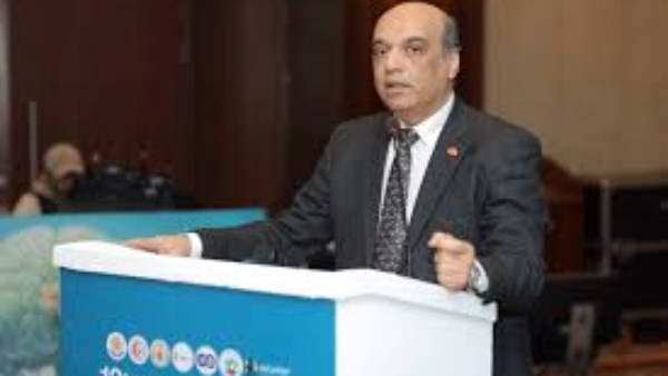 الدكتور شريف خاطر، رئيس جامعة المنصورة