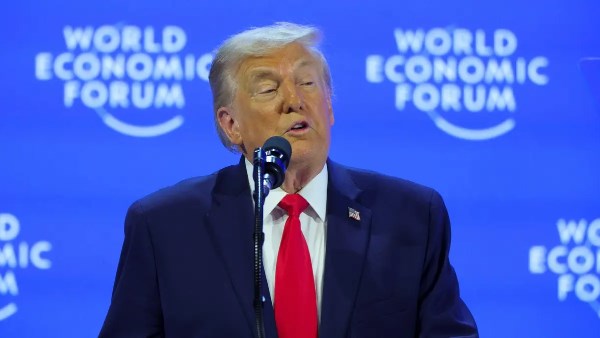 الرئيس الأمريكي دونالد ترامب 