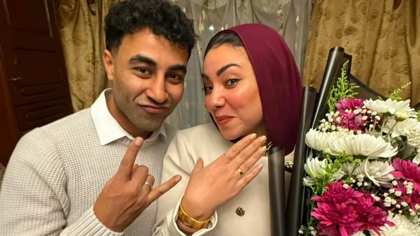 العروسين ابنة صبحي خليل والمخرج ثائر الصرفي 