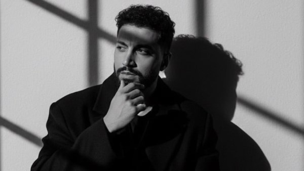 وفاة والد الشاعر الغنائي عمرو المصري.. تعرف على موعد العزاء