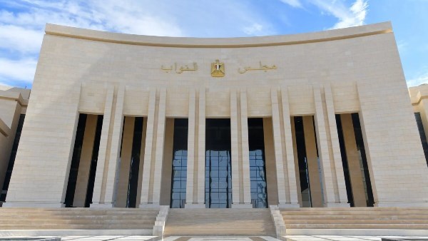 توصيات برلمانية لتحويل مصر لمركز إقليمي لصناعات الاتصالات والتكنولوجيا