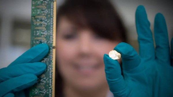 استخراج الذهب من الأجهزة الإلكترونية 