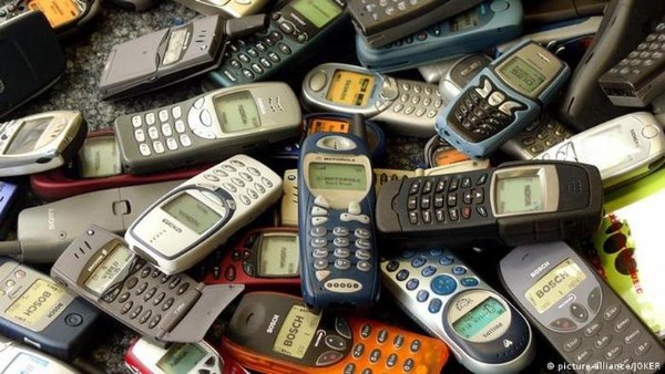 الهواتف القديمة