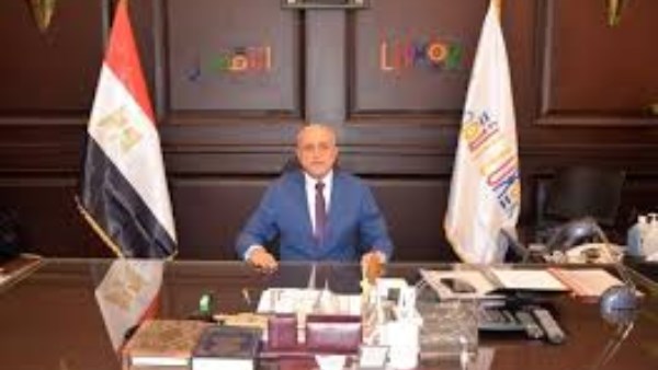  محافظ الأقصر المهندس عبدالمطلب عمارة، 