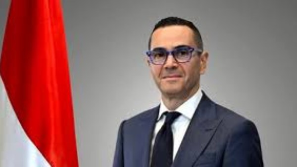  المهندس حسن الخطيب، وزير الاستثمار 