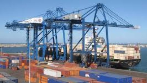 ميناء دمياط