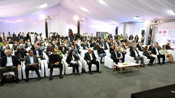 رئيس مجلس الوزراء 