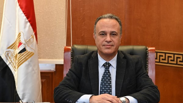 يكلّف الدكتور محمد رشاد عبد الفتاح