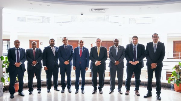 وزير التعليم العالي 