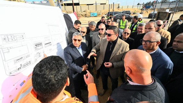 وزير الإسكان ومحافظ الدقهلية يتفقدان مشروع محطة معالجة الصرف الصناعي بجمصة