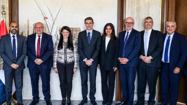 وزيرة التخطيط ورئيس البنك الدولي 