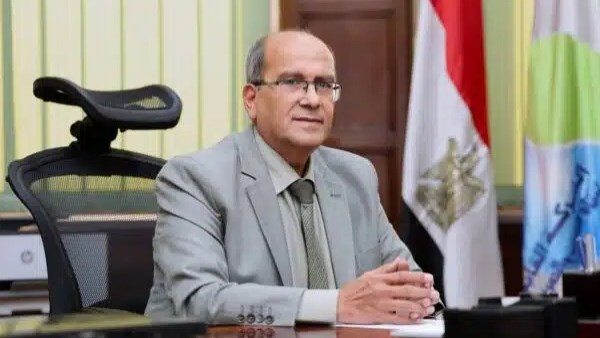 أحمد جابر شحاتة، القائم بأعمال رئيس مجلس إدارة الشركة القابضة لمياه الشرب والصرف الصحي