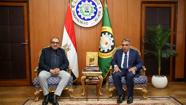 وزير قطاع الأعمال العام يلتقي محافظ الدقهلية في مستهل زيارته لشركة الدلتا للأسمدة وزير قطاع الأعمال العام يلتقي محافظ الدقهلية في مستهل زيارته لشركة الدلتا للأسمدة