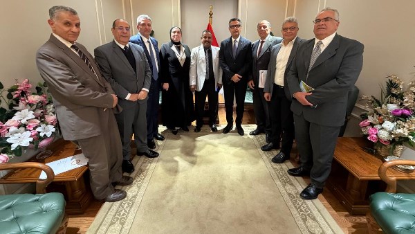 وزير التموين 