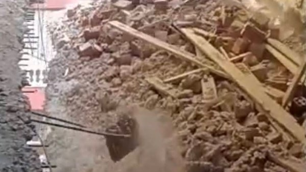 ازالة بناء مخالف