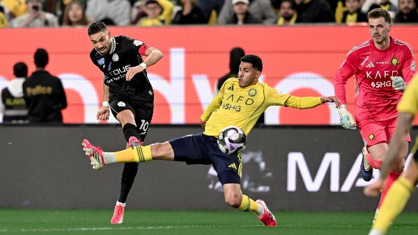 النصر مع الشباب 