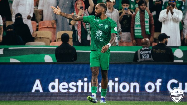 حين يتكلم توني .. هاتريك يلمع فى سماء الراقى و تؤكد زعامة النجم الإنجليزي في الأهلي .. ويلاحق رونالدو على الهداف