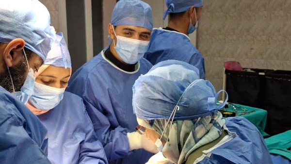 الفريق الجراحي