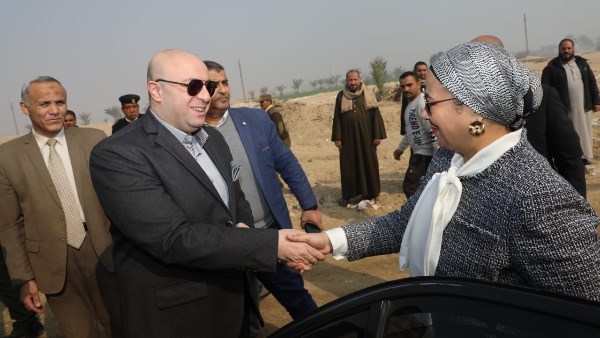 محافظ بني سويف يفتتح مركز ميدوم لتنمية المهارات اليدوية