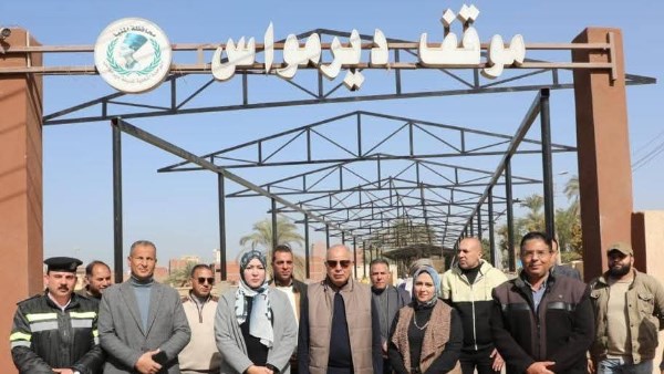 محافظ المنيا يتفقد الموقف 