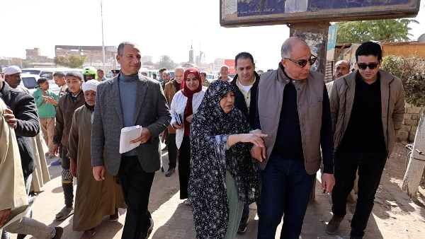 محافظ المنيا يستجيب لمناشدة سيدة بديرمواس