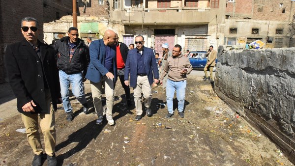محافظ أسيوط يتفقد ميدان البدري بحي غرب