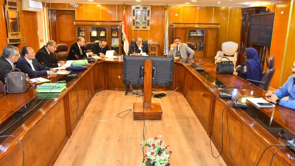 محافظ أسيوط 