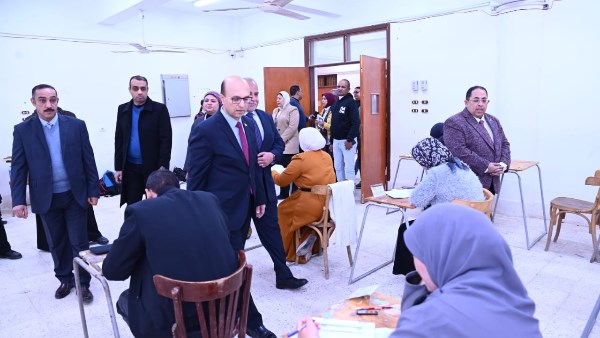 رئيس جامعة أسيوط