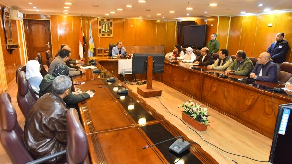 محافظ أسيوط يطلق خطة شاملة لتطوير 9 مدارس لذوي الهمم بالشراكة مع الجمعيات الأهلية