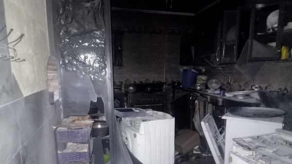 بسبب تسرب غاز .. إصابة شخص في حريق بمنزل بأسيوط