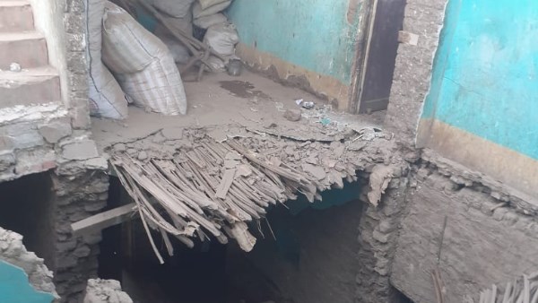 انهيار  منزل مكون من طابقين بأسيوط