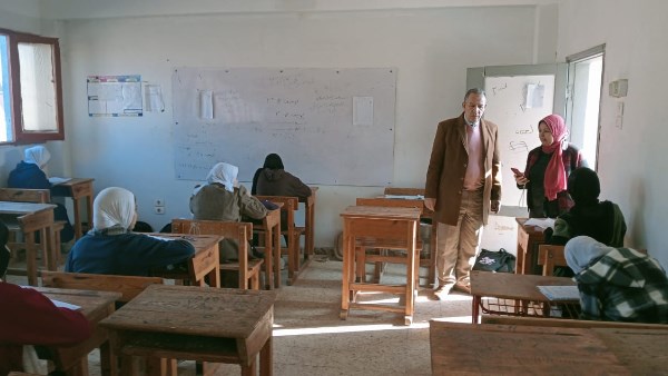 انتظام امتحانات الشهادة الإعدادية بمحافظة أسيوط 