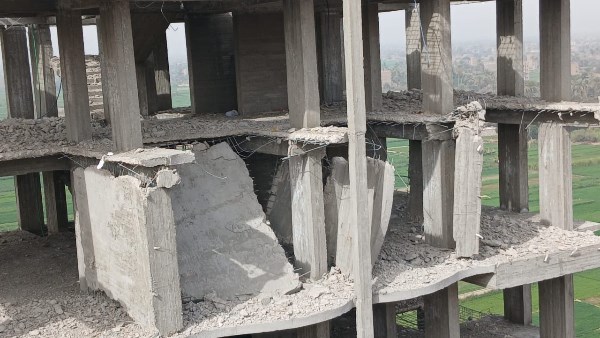 جانب من حملات الإزالة بسوهاج