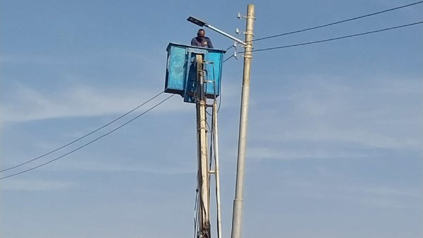 كشافات الإنارة 