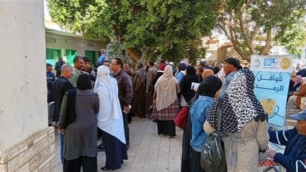 قافلة مجلس الوزراء الطبية المجانية تبدأ أعمالها بمستشفى الداخلة العام