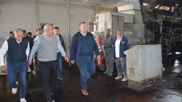 محافظ الوادي الجديد: العمل على ضمان استقرار التيار الكهربائي خلال رمضان والصيف