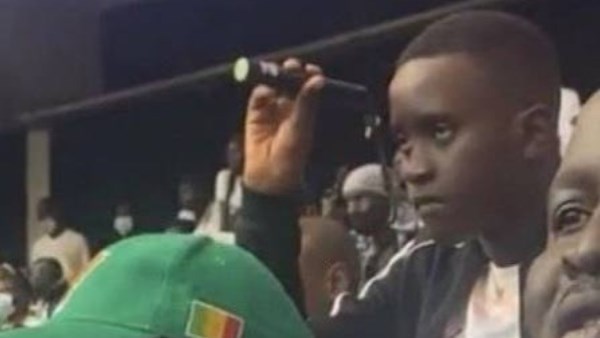 مشجع السنغال