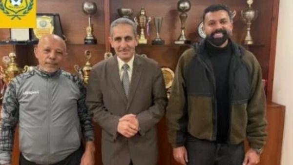  وأحمد عبد العزالإسماعيلي يوجه الشكر للعجوز  وأحمد عبد العزيي